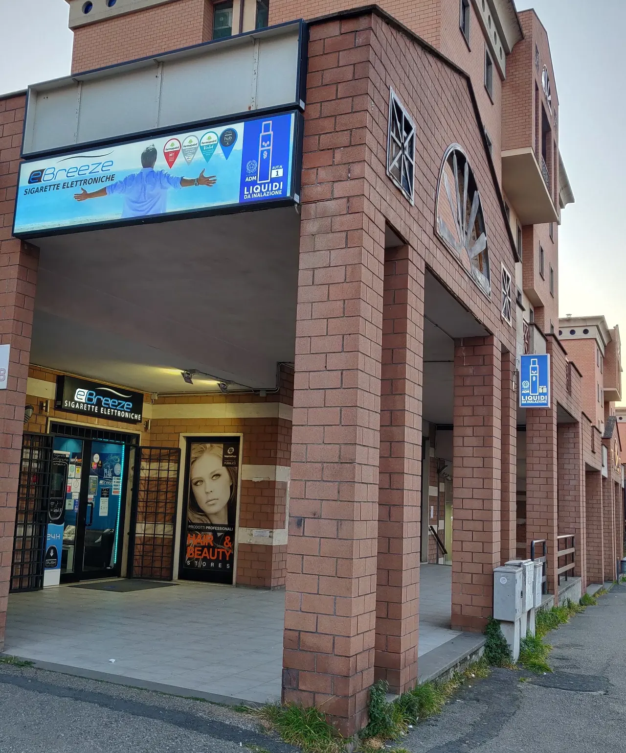 Esterno negozio eBreeze a Viterbo in Via Igino Garbini 80/C